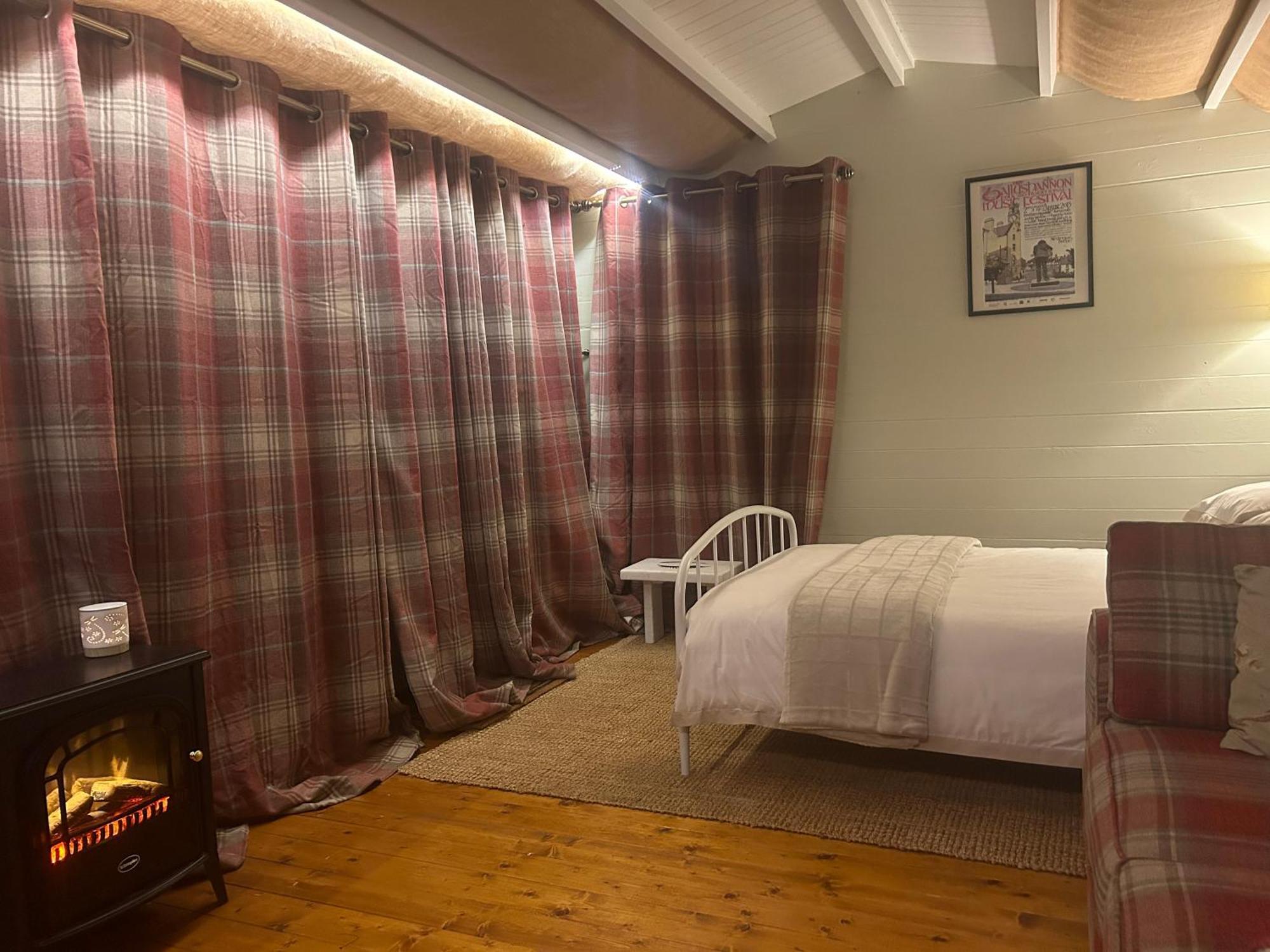 The Creevy Cabin Ballure エクステリア 写真